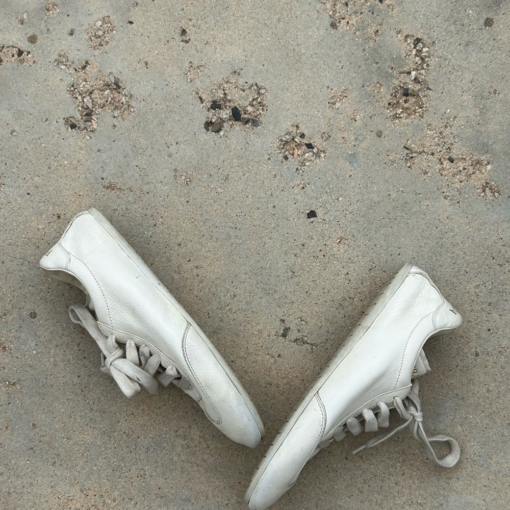 White Prada leather sneakers - Picture 2 of 7